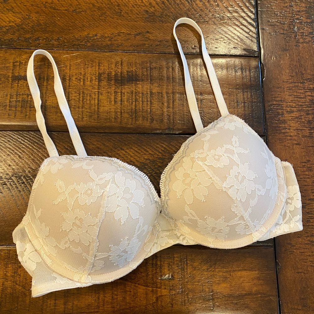 NWOT Victoria’s Secret Dream Angels Push Up Bra 💝 - Picture 3 of 9